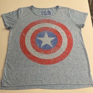 Captain America T-shirt